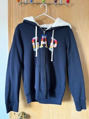 GAP Navy Sherpa Lined Zip Hoodie Size M Multicolor Logo Full Zip